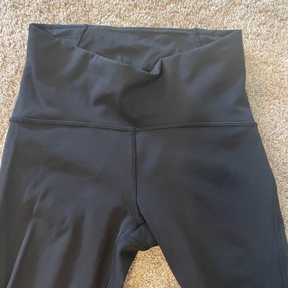 Lululemon Black Mesh Train Times 7/8 Leggings - Picture 3 of 6